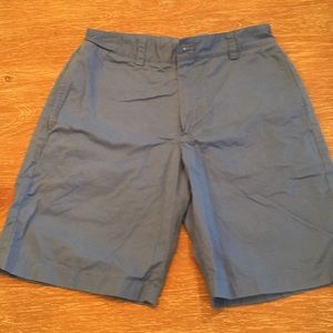 Vineyard vines club short